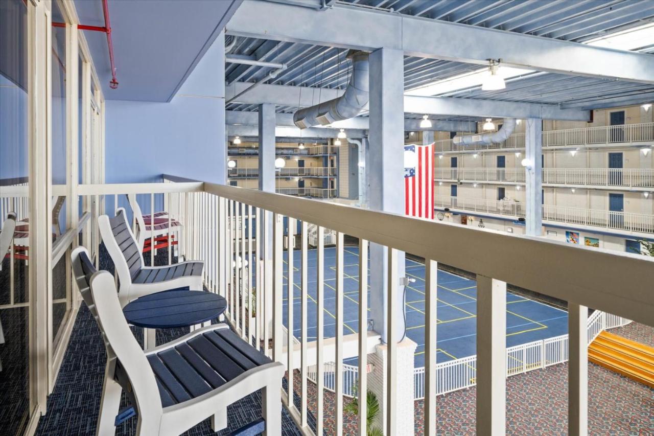 Carousel Resort Hotel And Condominiums Ocean City Eksteriør bilde